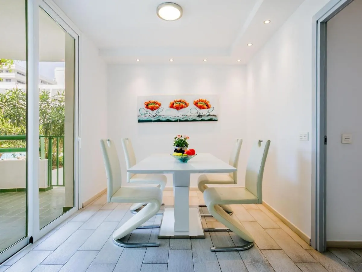 A13 Optimist Beautiful And Comfortable Playa de las Americas  Apartment Playa de las Americas (Tenerife)